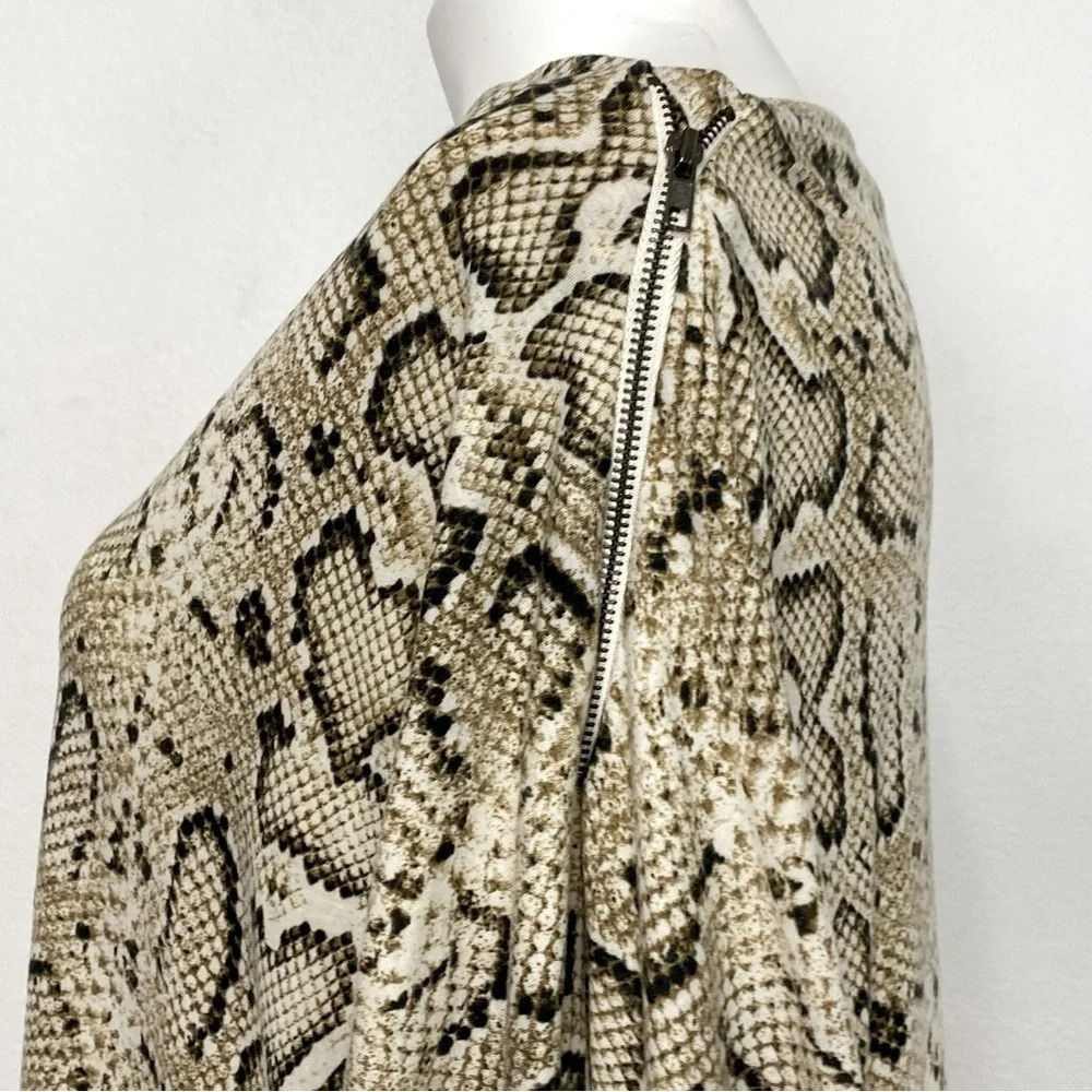 Hayden Tan Black Snake Print Boat Neck Long Sleeve Pullover Blouse Size 3X - Picture 4 of 9